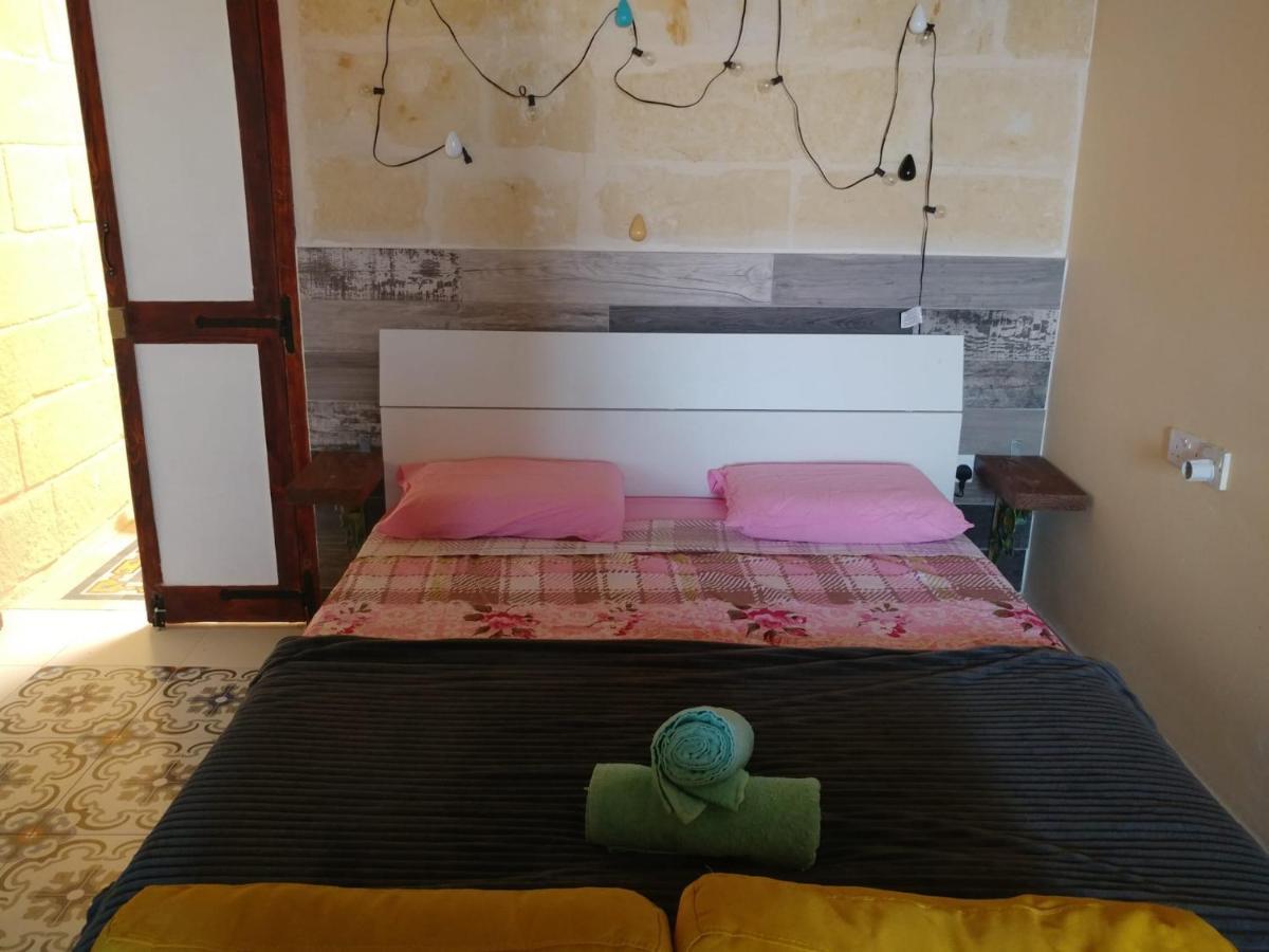 Triesti Home Victoria Bagian luar foto