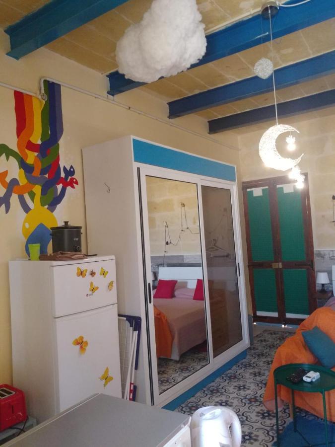 Triesti Home Victoria Bagian luar foto