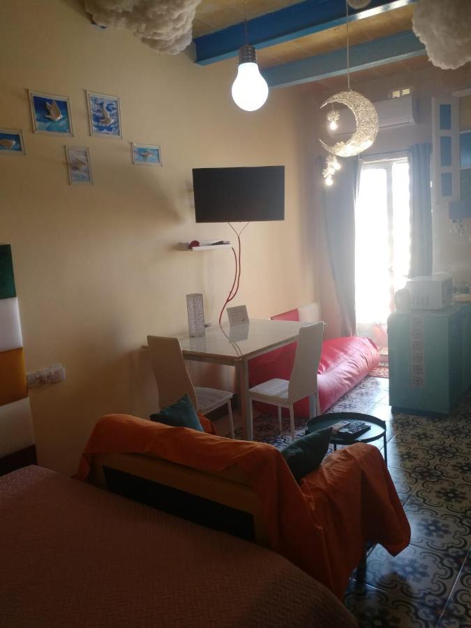 Triesti Home Victoria Bagian luar foto